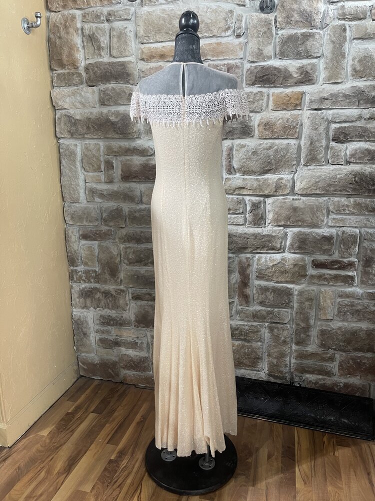 Mignon Peach Sequin Gown w/ Lace Collar Trim, Size 10