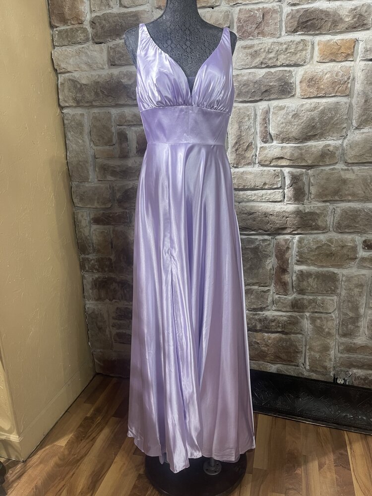Anny's Bridal Lilac A-Line Gown w/ Split Straps, V-Neck Design and High Slit,
