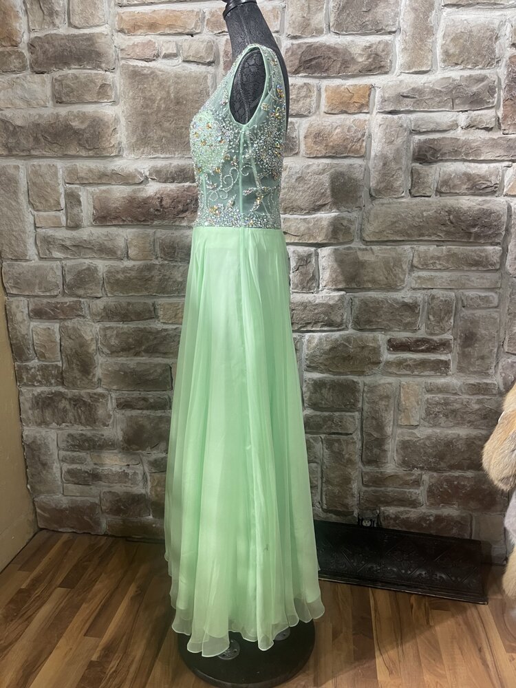 Anny's Bridal Mint Embellished Top w/A-Line Skirt  Gown, Size L