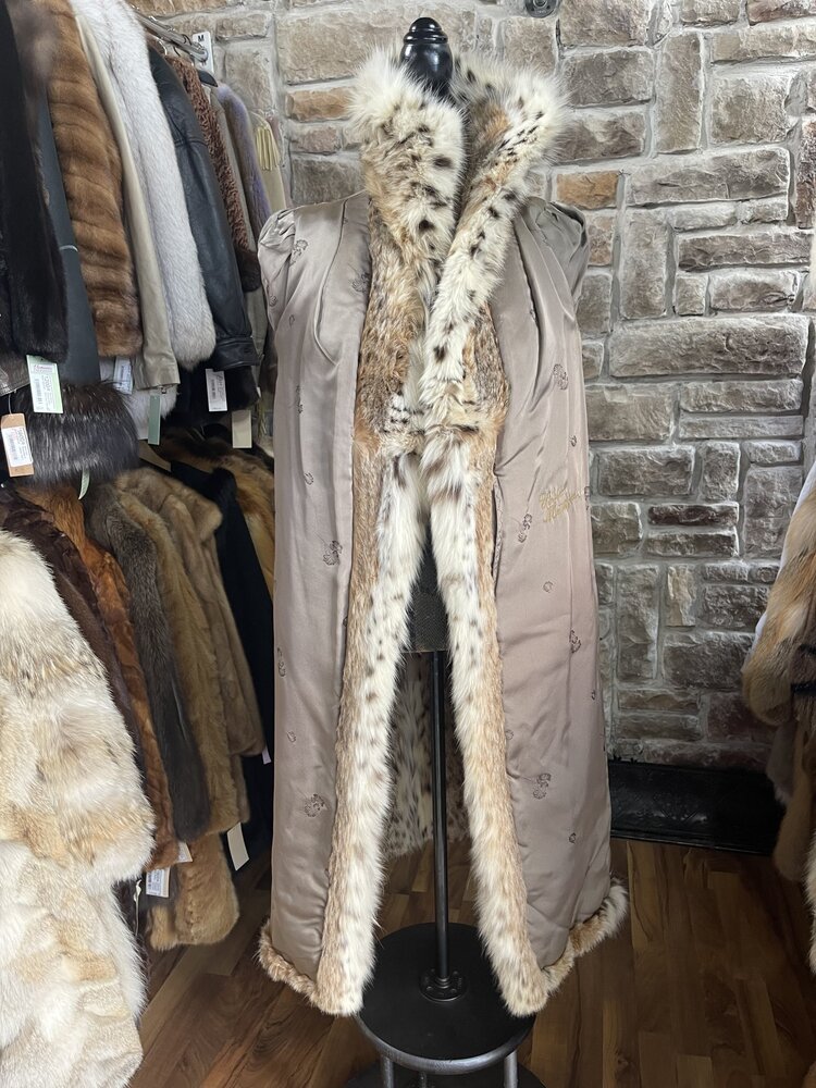 Bobcat Long Lynx Coat. Size M