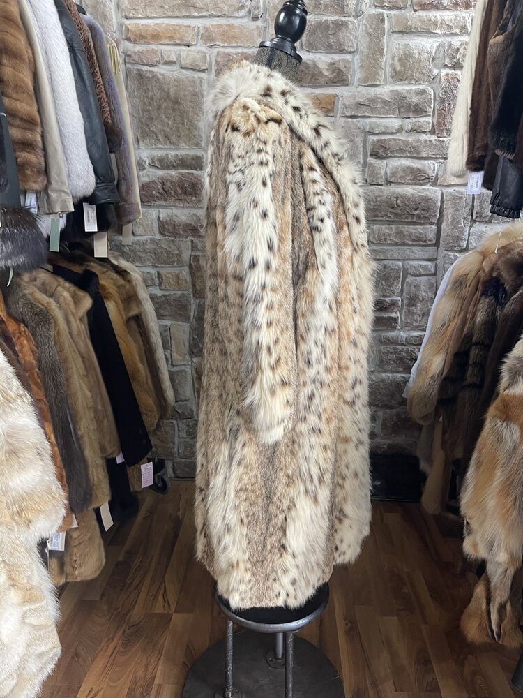 Bobcat Long Lynx Coat. Size M