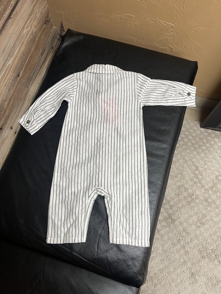 White Striped Long-Sleeve Gentleman Bow Tie Jumpsuit