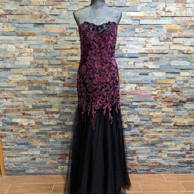Alberto Makali Burgundy & Black Velvet Mermaid Gown w/Optional Straps, Size 8