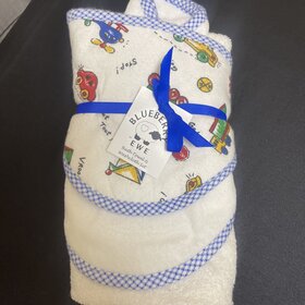 White Vehicles Bath Towel & Washcloth Set