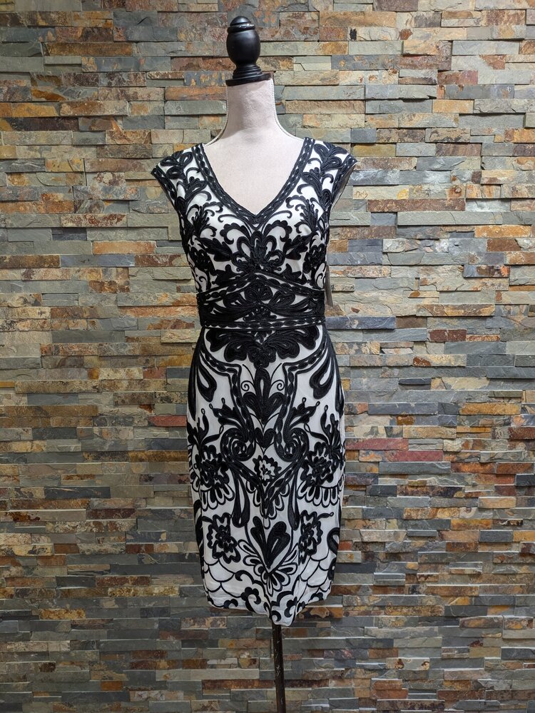 Sue Wong White & Black Embroidered Cocktail Dress, Size  8