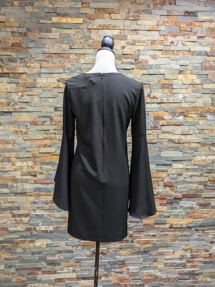 Aqua Black Bell Sleeve Casual Dress, Size M