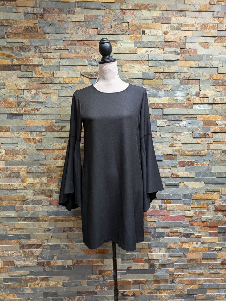 Aqua Black Bell Sleeve Casual Dress, Size M