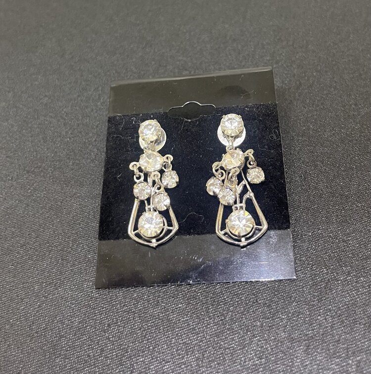 Vintage Style Dangle Earrings