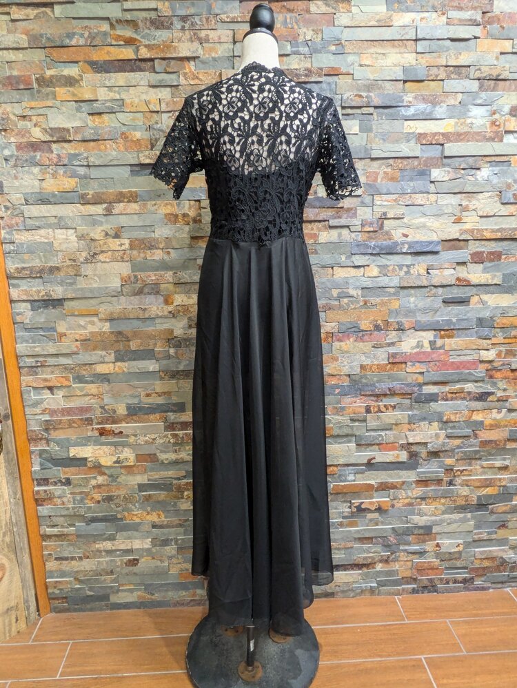Black Lace Top & Chiffon Gown, Size M