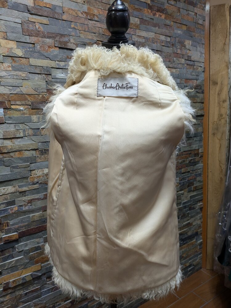 Ivory Curly Lamb Vest M