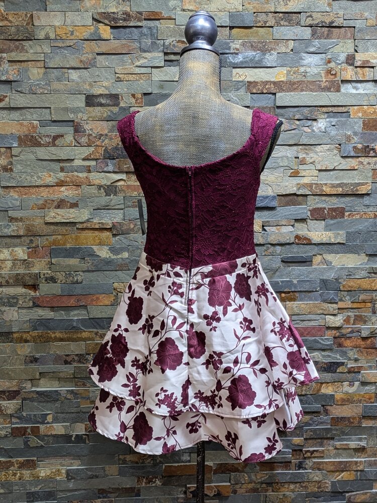 B. Darlin Ruby Red and White Fit & Flare Party Dress, Size 11/12