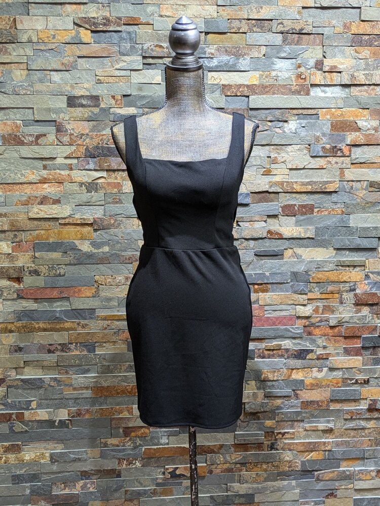 B. Darlin Black Bodycon Mesh Insert Dress, Size 7/8
