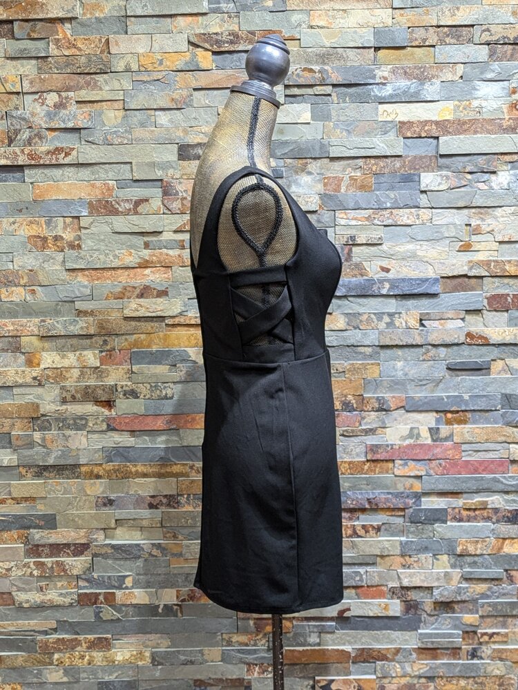 B. Darlin Black Bodycon Mesh Insert Dress, Size 7/8