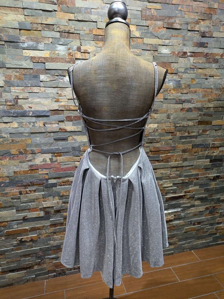 B Darlin Silver Sparkle Fit n' Flare w/ Corset Back, Size 15/16