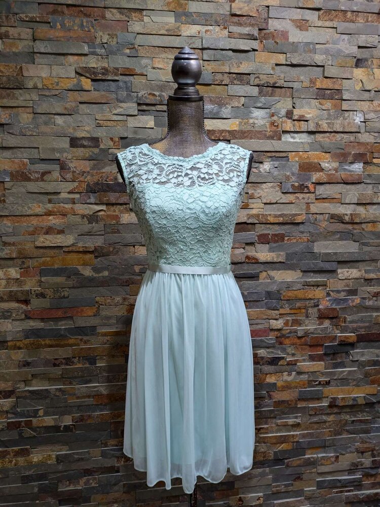 Davids Bridal Aqua Fit N' Flare Dress w/ Lace Bodice, Size 4