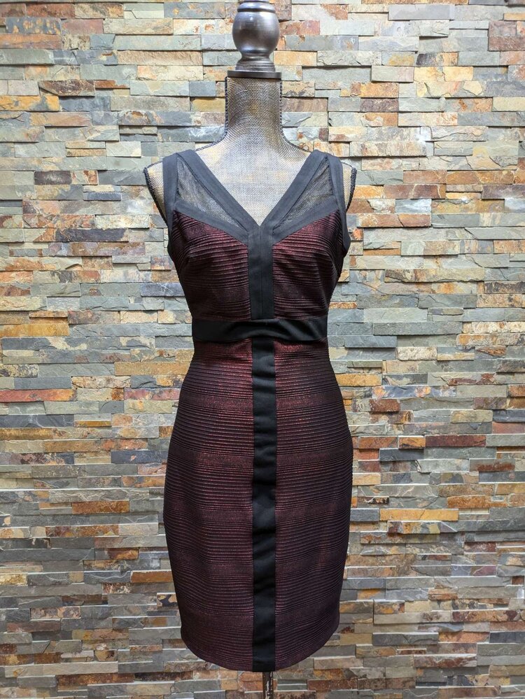 Caché Red And Black Ribbed Cocktail Dress, Size 4