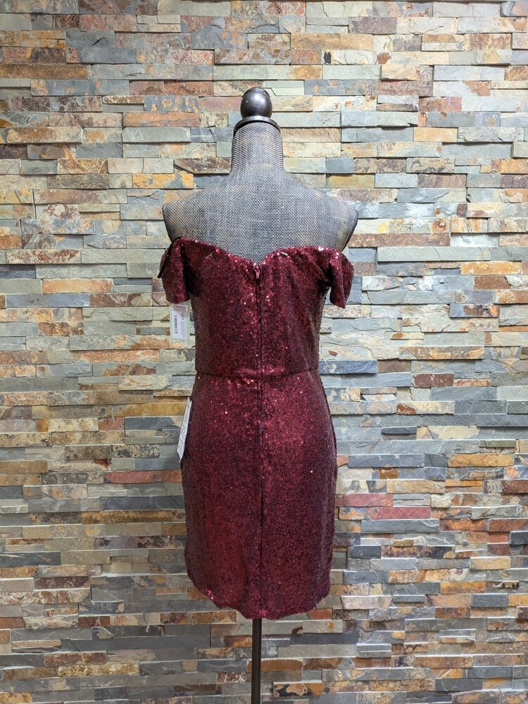 B Darlin Burgundy Sequin Off the Shoulder Dress, Size 13/14