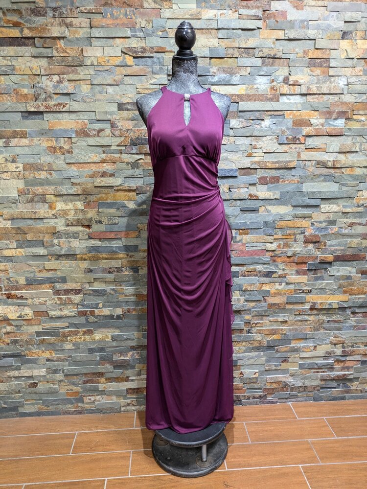 Betsy & Adam Burgundy Rhinestone Keyhole Halter Dress, Size 16