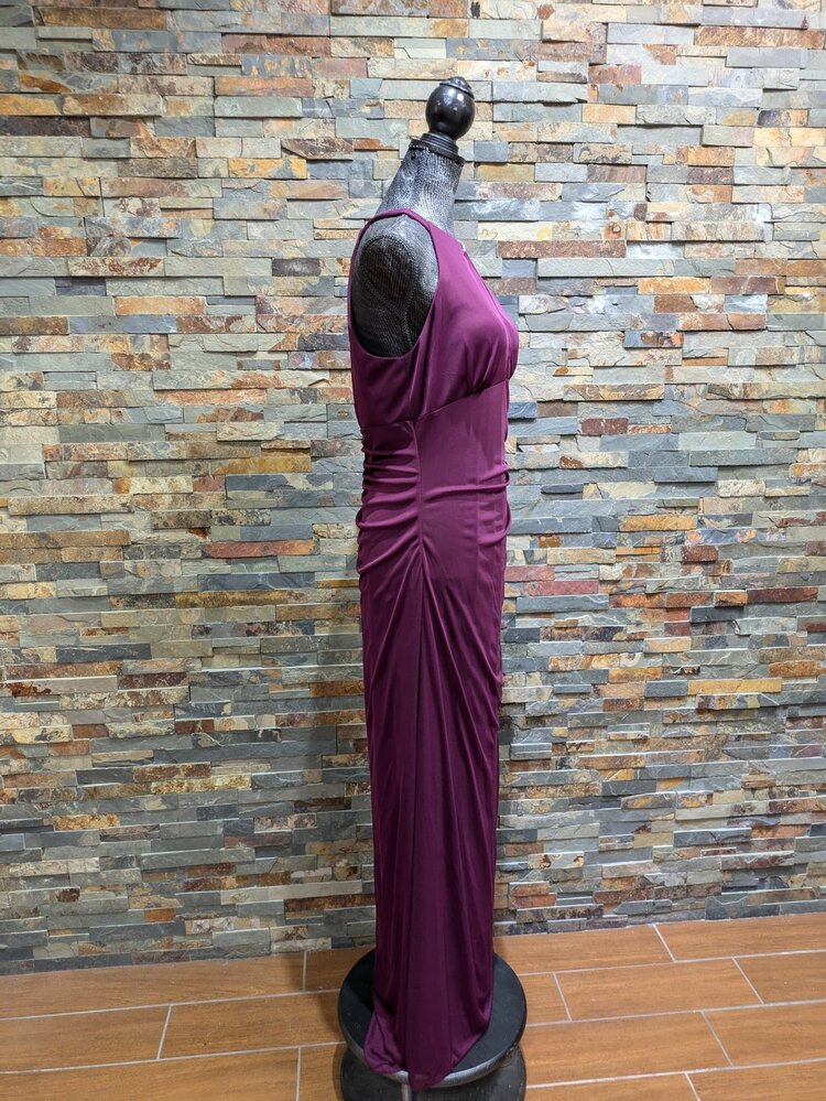 Betsy & Adam Burgundy Rhinestone Keyhole Halter Dress, Size 16