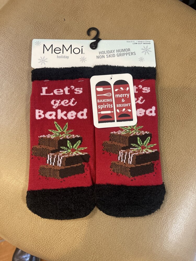 Red Merry & Baked Low Cut Socks, Size 9-11