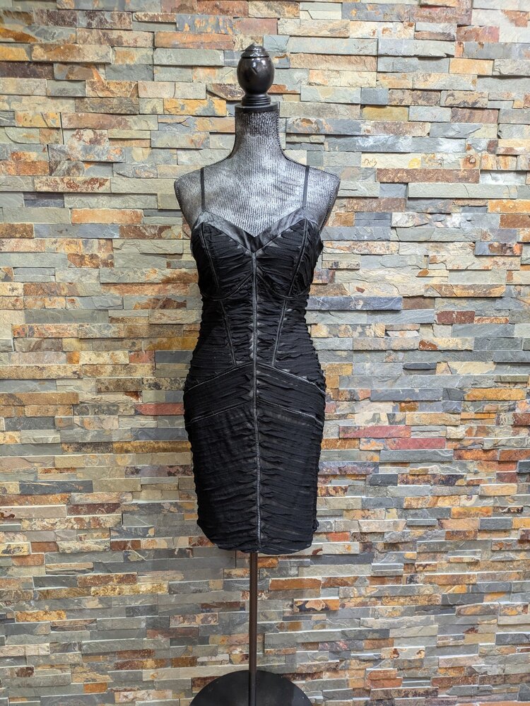 Sue Wong Black Embroidered Satin Trimmed Body-Con Dress, Size 8