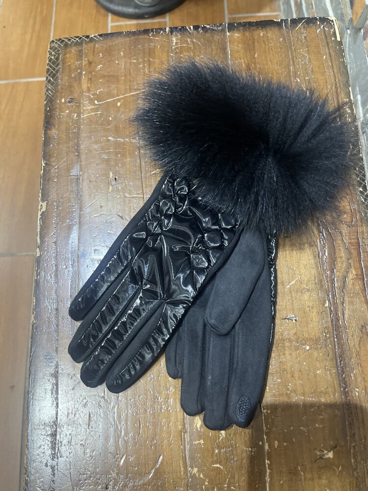 Mitchie's Matchings Black Shiny Puffer Glove with Woven Base Fox Fur Trim, O/S
