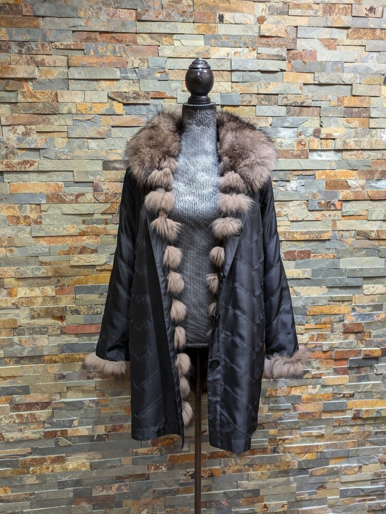 Dark Brown Fox Reversable Black Jacket, Size S