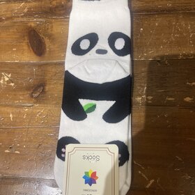 Wona Trading White & Black Panda on Heel Socks, Size 9-11