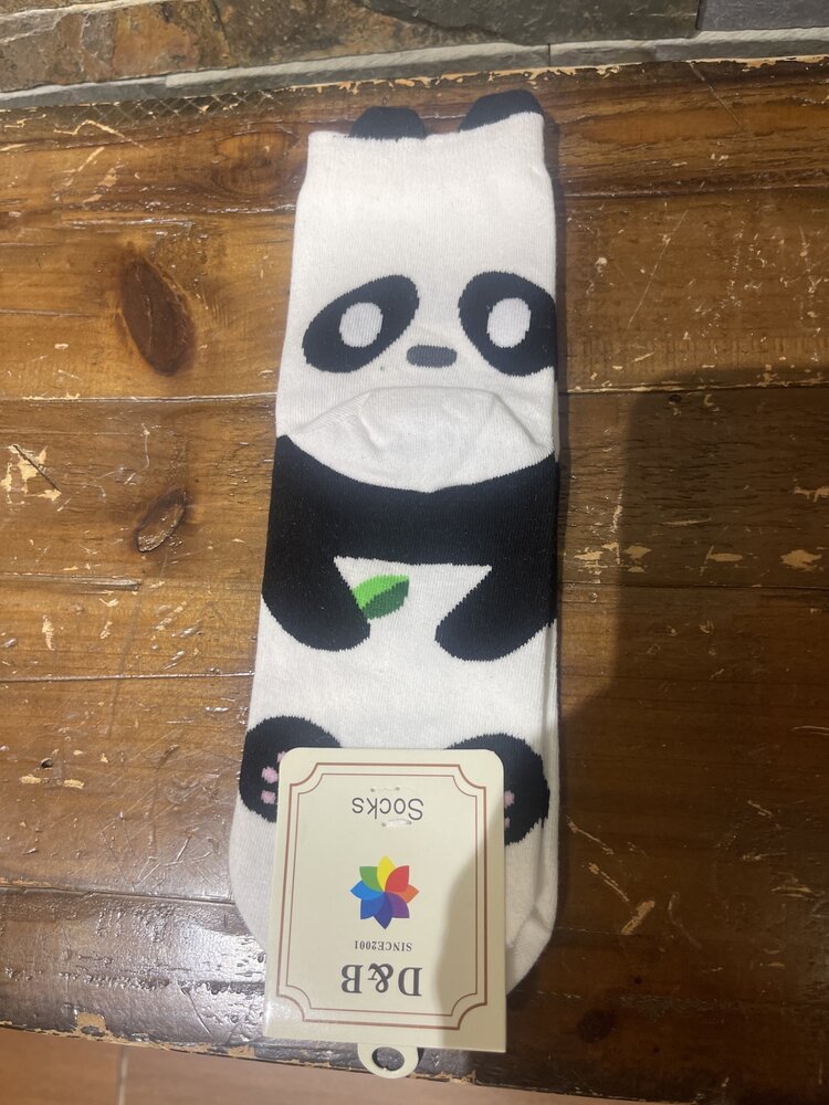 Wona Trading White & Black Panda on Heel Socks, Size 9-11