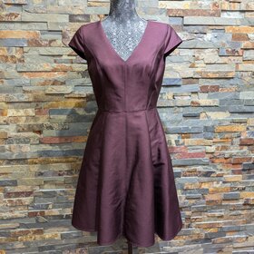 Halston Plum V-Neck Short Sleeve Fit & Flare Dress, Size 6