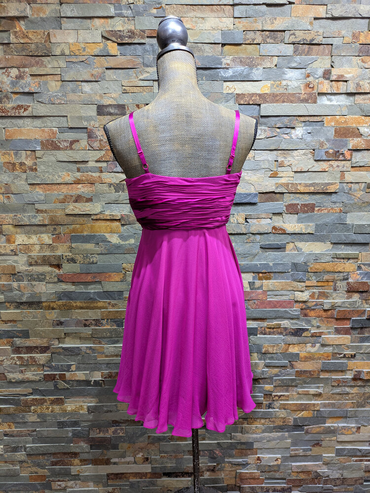 Caché Fuchsia V-Neck Beaded Empire Waist Dress, Size 0