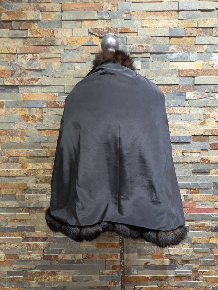 Brown Fox w/ Black-Dyed Tipping Jacket, Size L