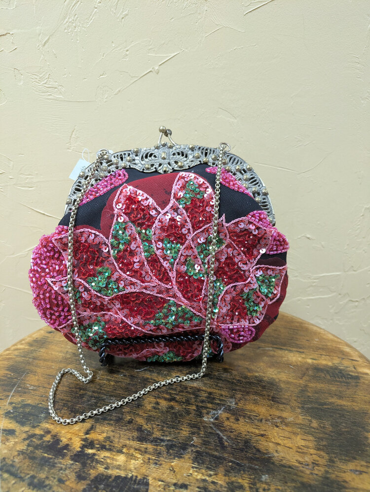 Caché Vintage Rose Beaded Evening Clutch
