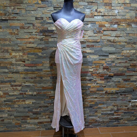 Blondie Nites White Iridescent Strapless Sweetheart Neck gown, Size 0