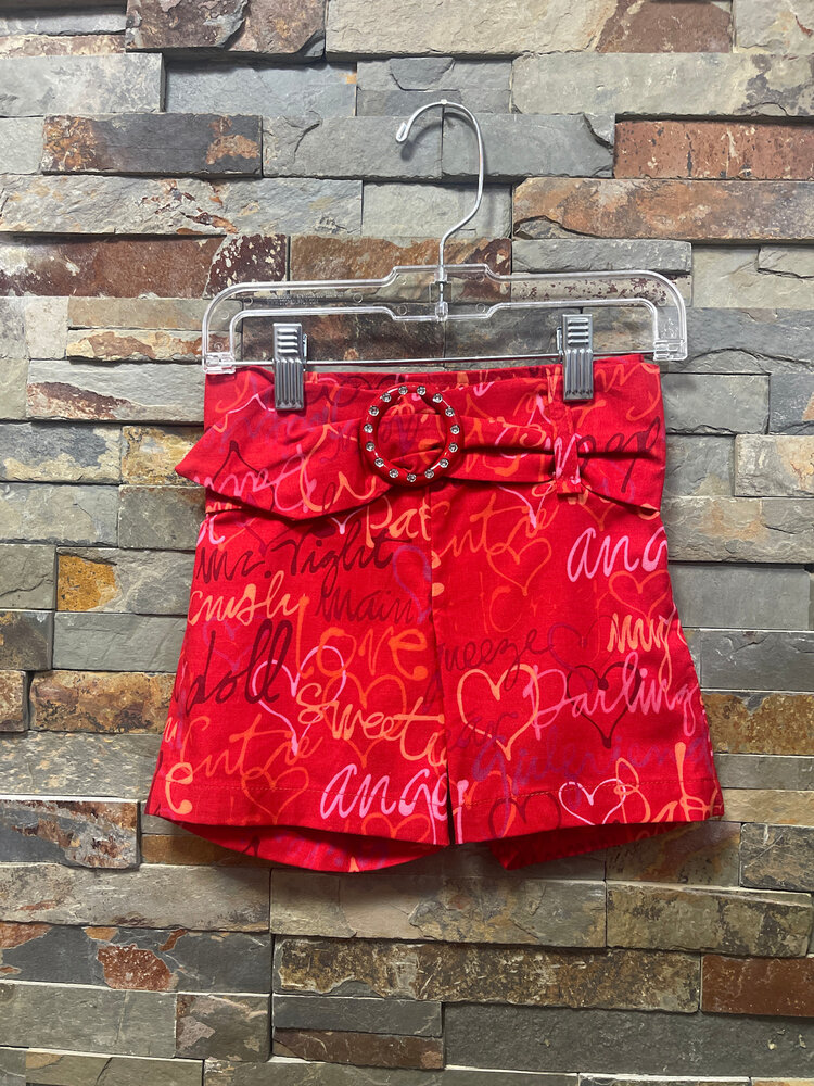 Red  Heart Print Belted Girls Short, Size 4