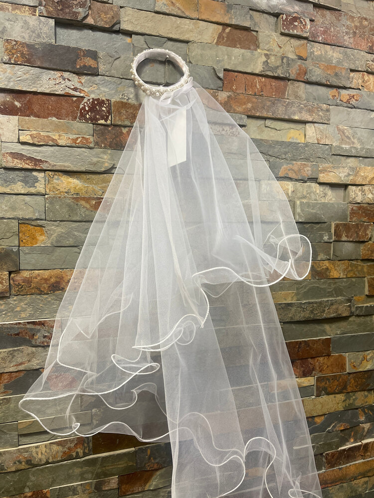 white Pearl Bun Veil