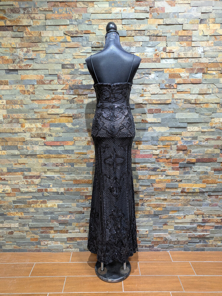 Betsy & Adam Black Sequin Strappy Evening Bodycon Gown, Size 2