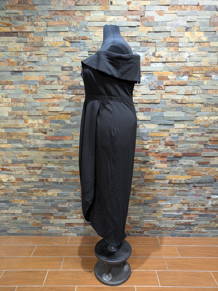 Xscape Black Off-Shoulder Formal Gown, Size 18W