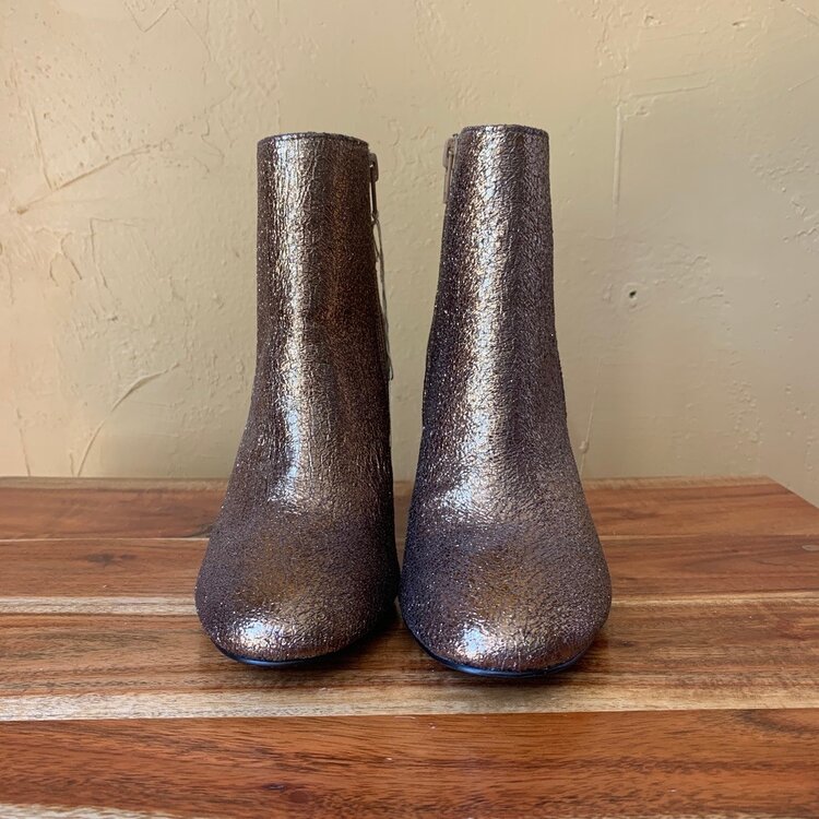 Kensie Bronze Sparkle Ankle Boot, Size 7