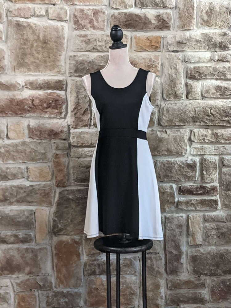 Rosie Harlow Black and White Color Blocked Dress