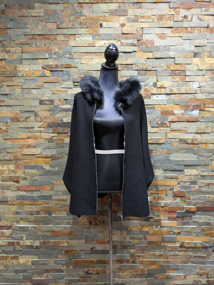 Black Zip Up Hoodie w/Fox Trimmed Hood, O/S