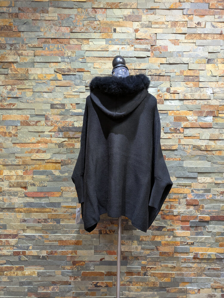 Black Zip Up Hoodie w/Fox Trimmed Hood, O/S