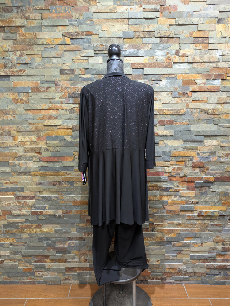 R&M Richards Black Sparkly Two-Piece Pantsuit, Size 16W