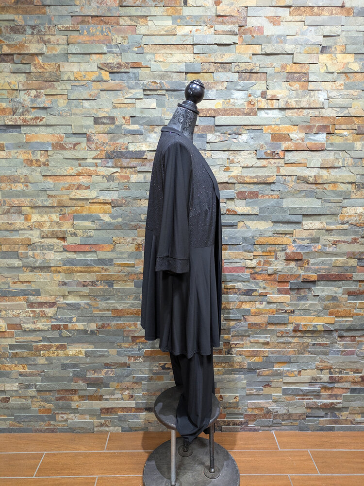 R&M Richards Black Sparkly Two-Piece Pantsuit, Size 16W