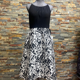 Adrianna Papell Black Jersey Knit Top with Black & White Print Skirt Dress, Size 10
