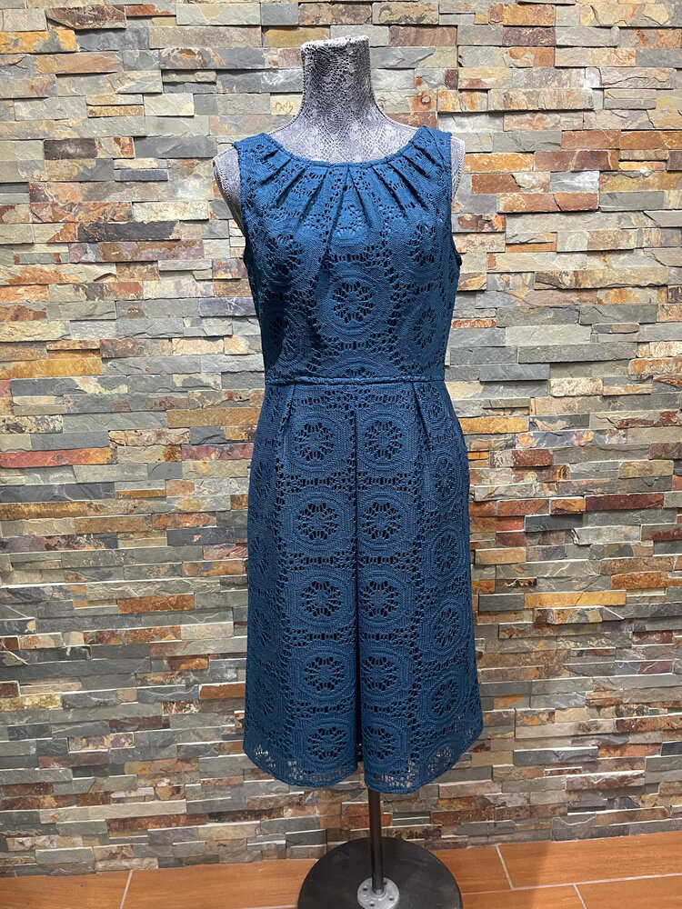 Adrianna Papell Dark Teal Lace Overlay Dress with Pockets, Size 10