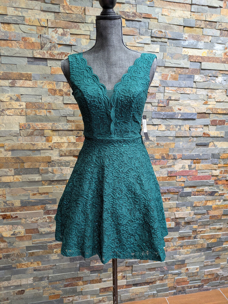 City Studio Green Sparkle Lace Overlay Dress, Size 0