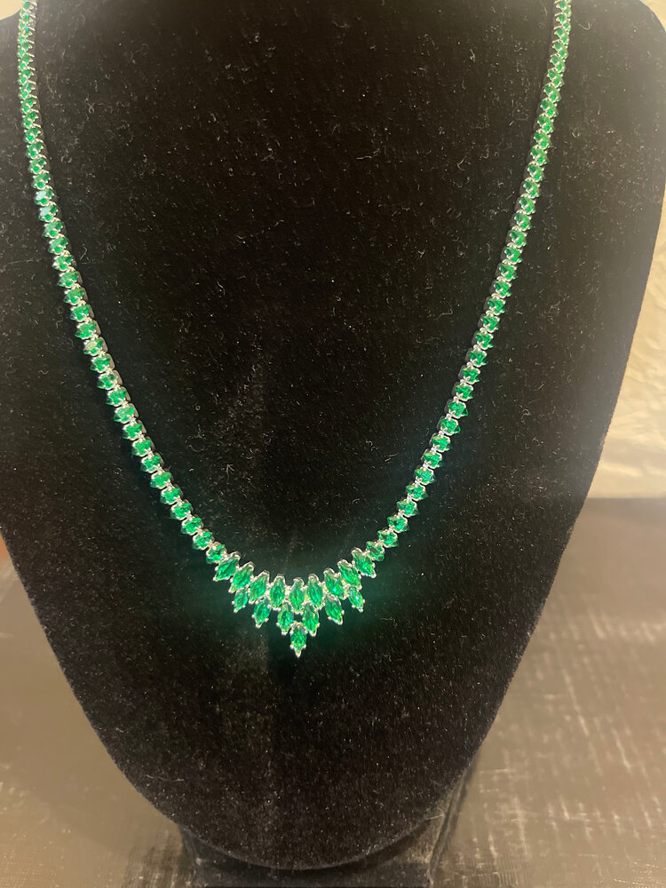 Wona Trading Green Jeweled Alexandria Necklace