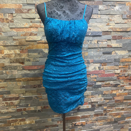 chinese dress ladies Emerald Sundae Juniors Lace Fit & Flare Dress, Size 11 – Vanessa Jane