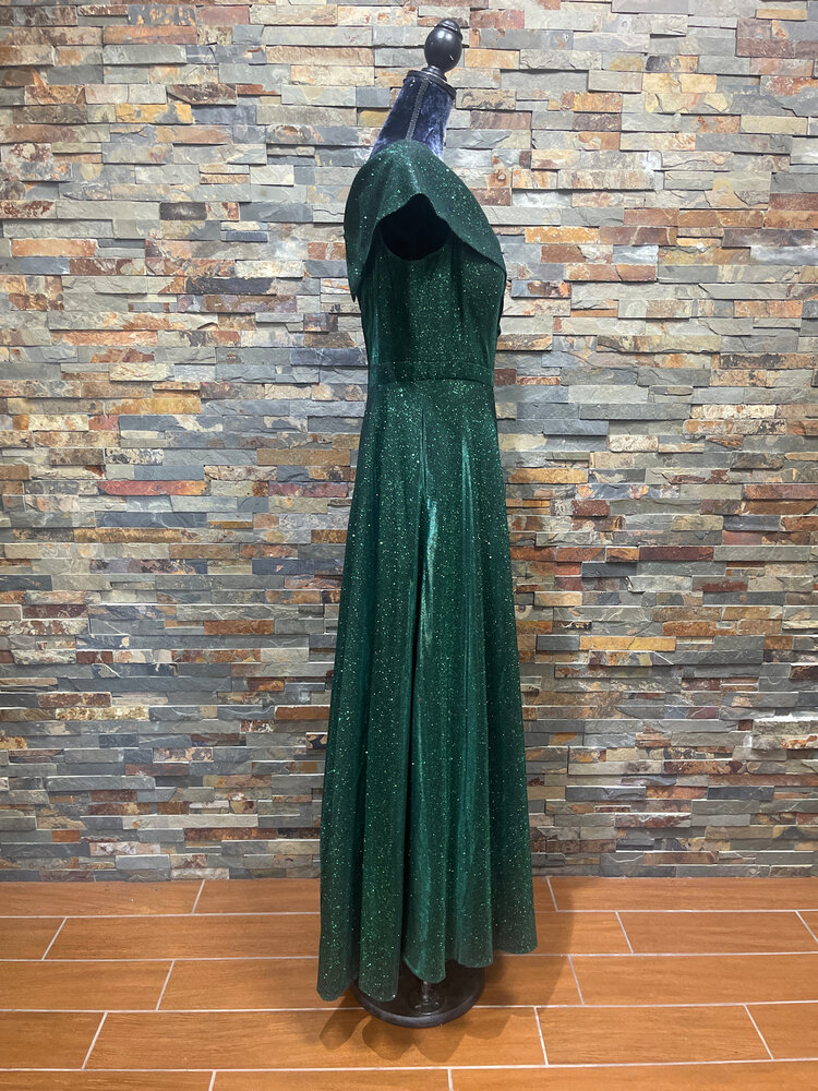Xscape Emerald Green Shimmer Portrait Collar Gown, Size 16